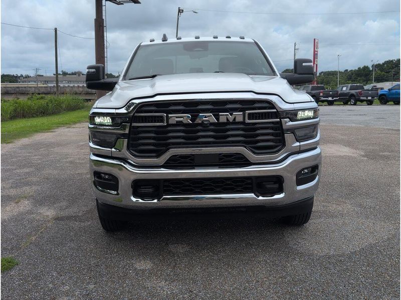 New 2026 RAM 3500 Chassis TradesmanImage 8
