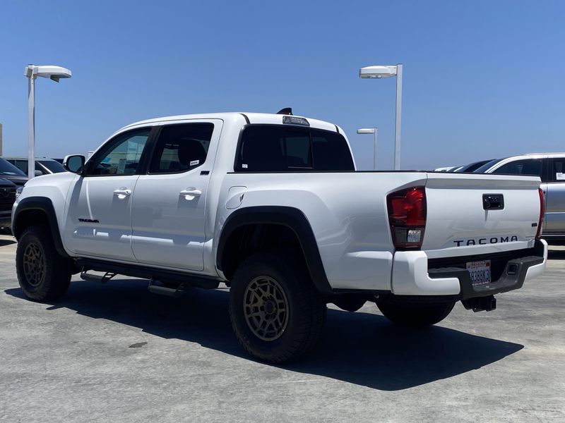 Used 2022 Toyota Tacoma SR5Image 5