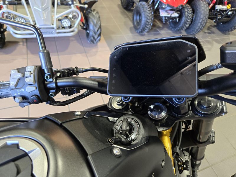 NEW 2026 KAWASAKI Z900 ABS Image 10