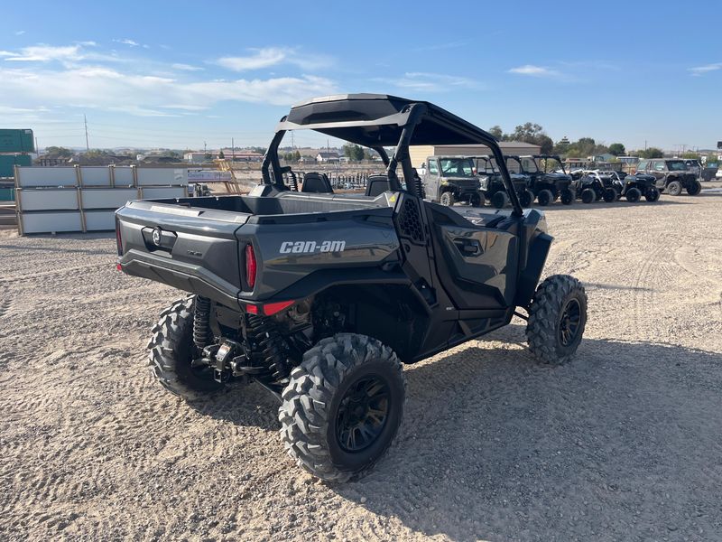 New 2027 Can-Am COMMANDER XT 1000R Image 5