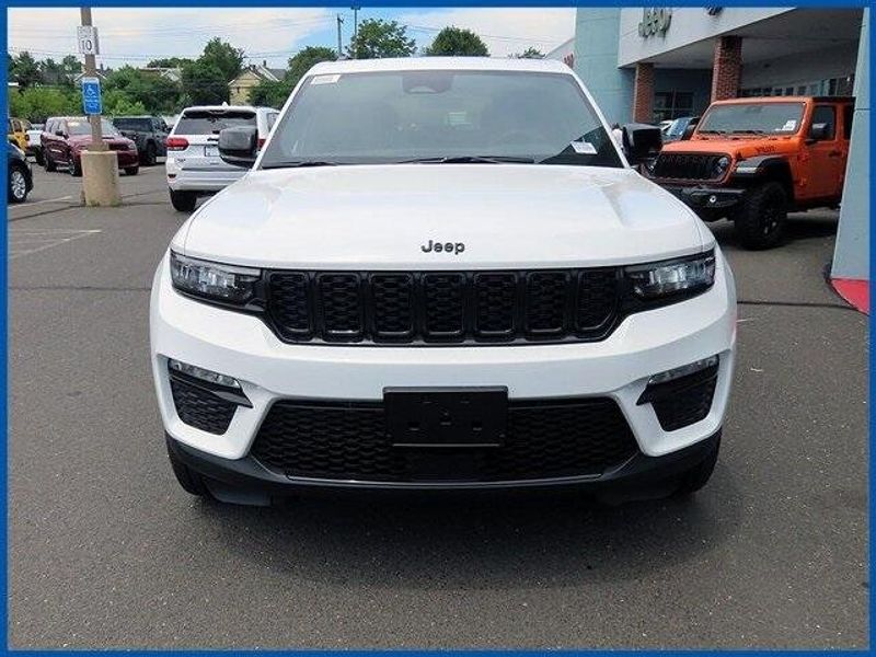 New 2025 Jeep Grand Cherokee LimitedImage 2