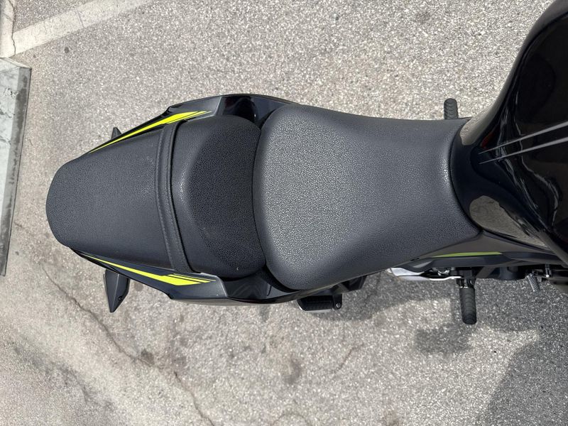 Used 2022 Kawasaki Z650 Image 13
