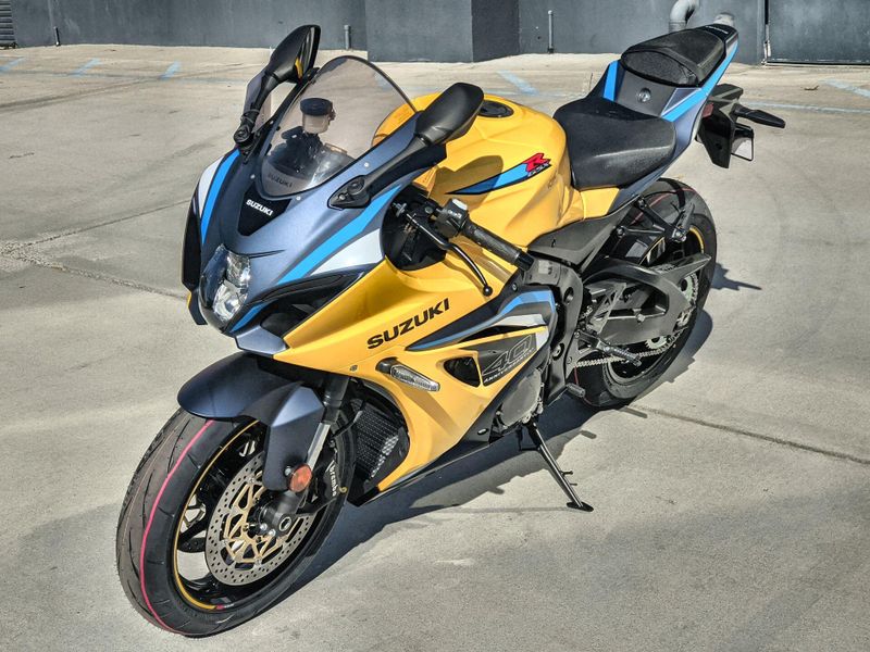 New 2027 Suzuki GSX-R1000 40TH ANNIVERSARY EDITION Image 13