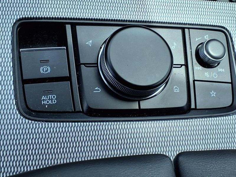 2024 Mazda CX-90 PHEV PremiumImage 25