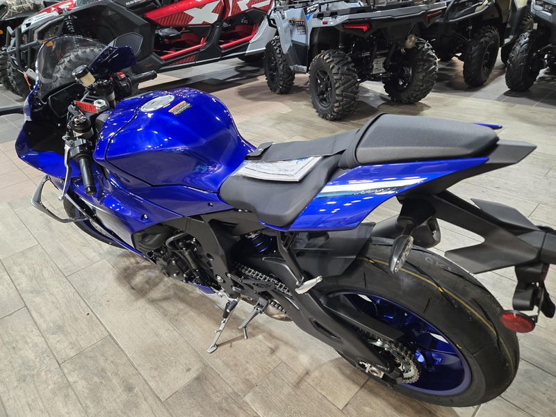 2025 Yamaha YZFR1 TEAM BLUE Image 15