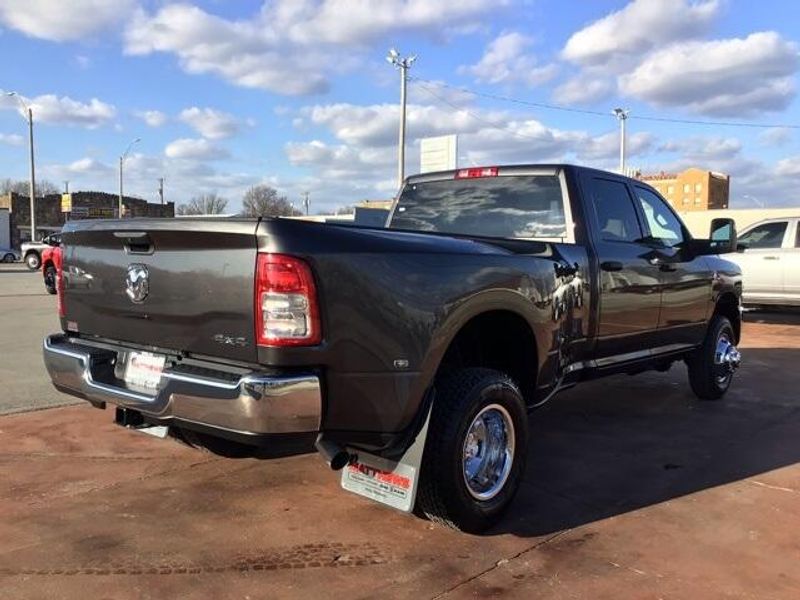 2024 RAM 3500 Tradesman Crew Cab 4x4 8