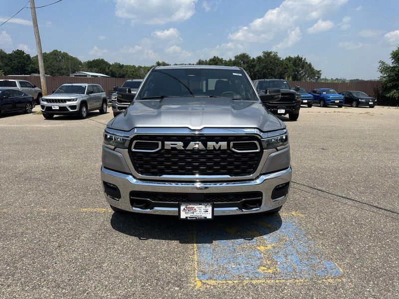 2025 RAM 1500 Big HornImage 3