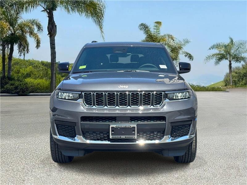 New 2026 Jeep Grand Cherokee L Laredo 4x2