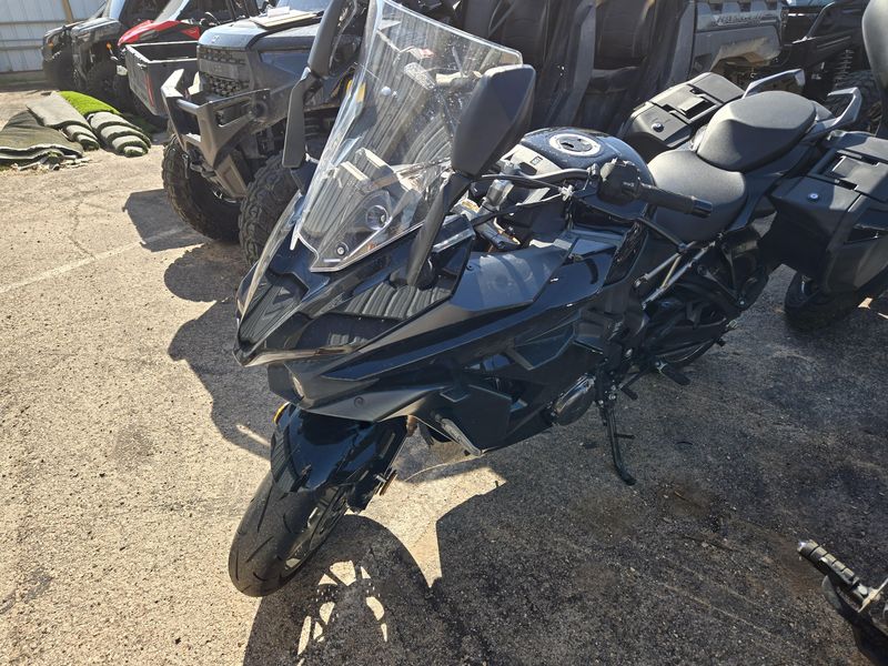 USED 2024 SUZUKI GSXS1000GT CA Image 3