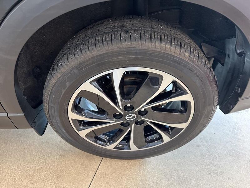 2022 Mazda CX-5 2.5 S Premium Package