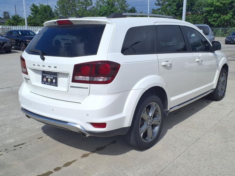 2018 Dodge Journey CrossroadImage 2