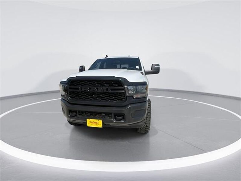 2023 Ram 2500 Tradesman photo 3