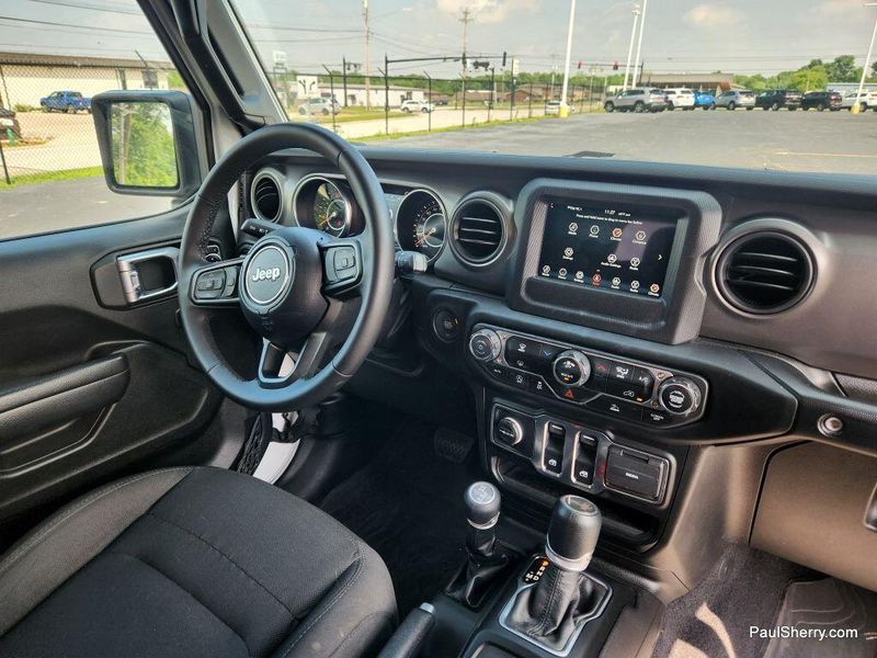 2023 Jeep Wrangler Sport SImage 30