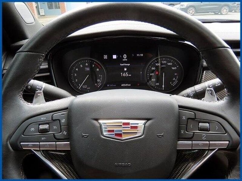 2023 Cadillac XT6 SportImage 16