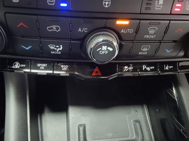 2024 Dodge Durango Citadel 3.6L AWD w/Sunroof/NavImage 27