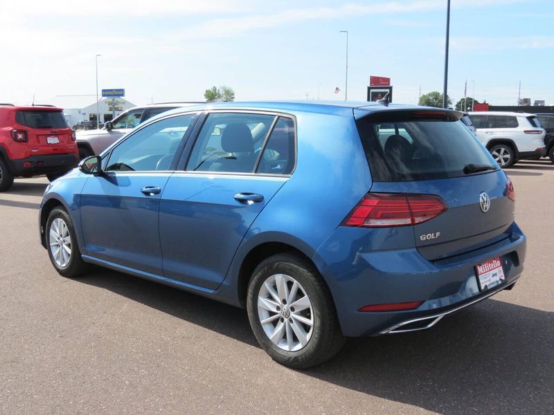 2018 Volkswagen Golf TSI S 4dr Hatchback 6AImage 4