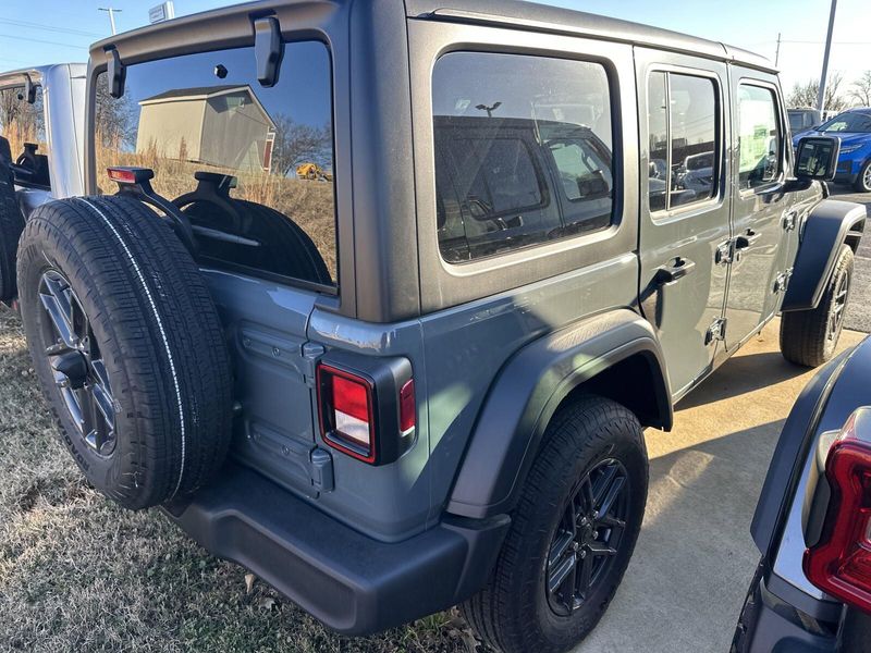 2024 Jeep Wrangler 4-door Sport SImage 7