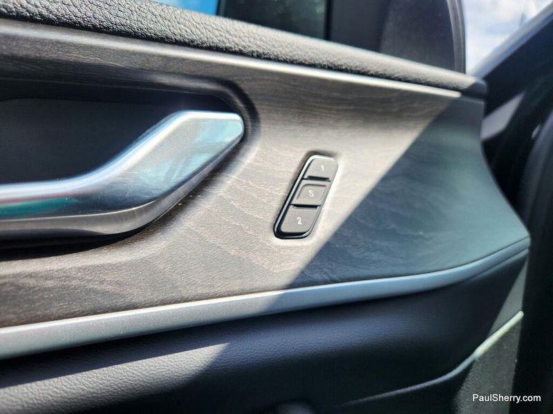 New 2026 Jeep Grand Cherokee Limited 4x4