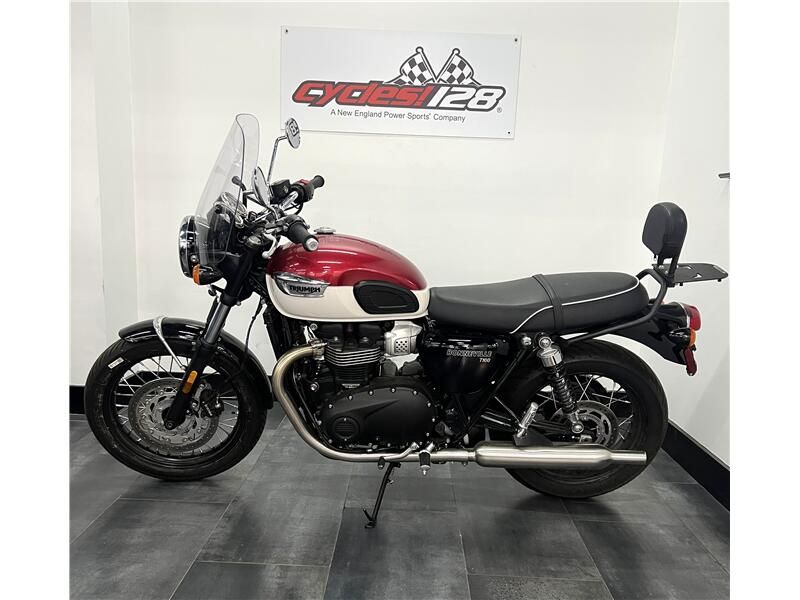 Used 2024 Triumph BONNEVILLE T-100 Image 3
