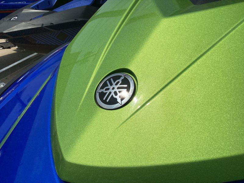 2024 Yamaha VX LIMITED HO AZURE BLUE AND ACID GREEN Image 5
