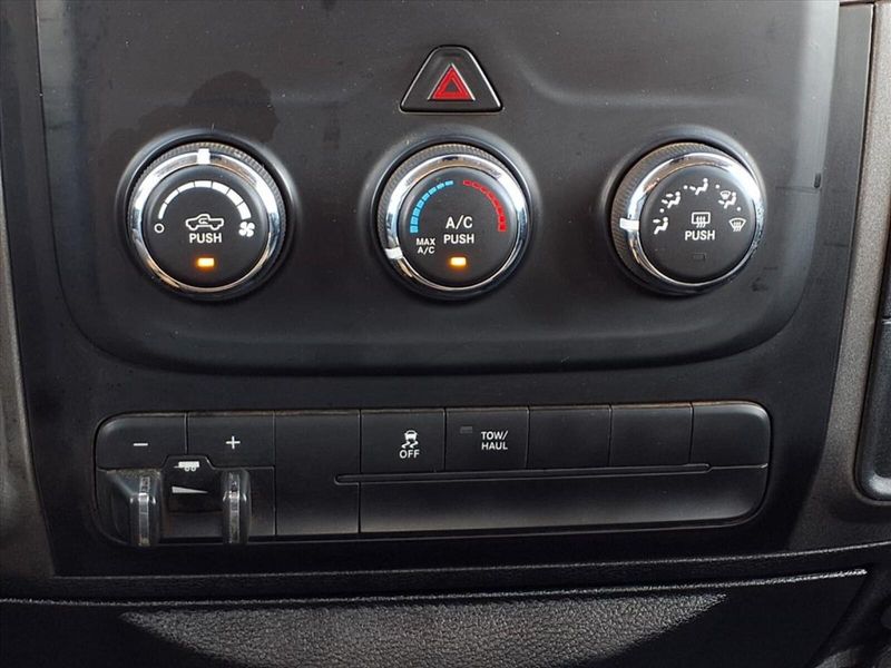 2018 Ram 1500 Express photo 12