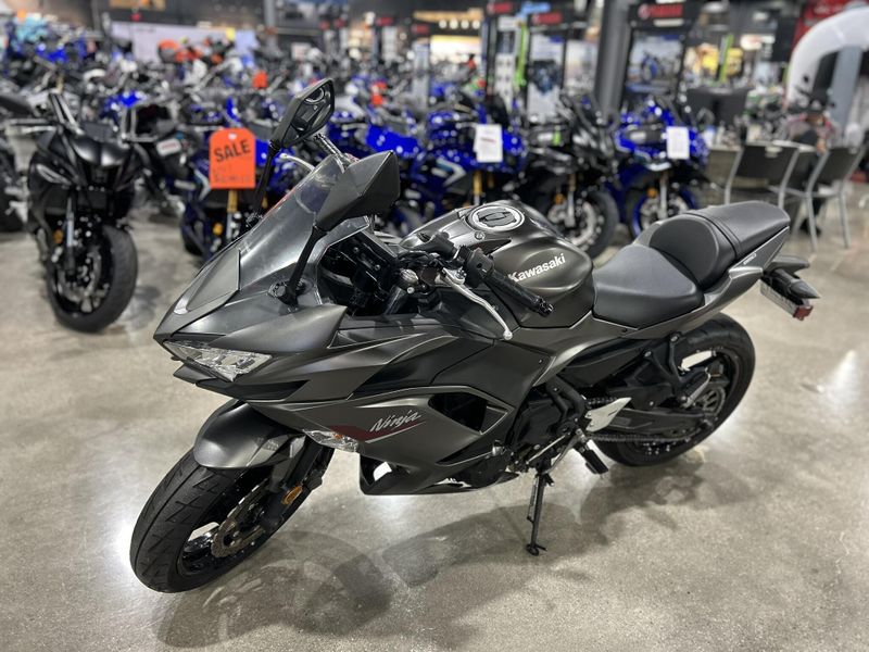 Used 2022 Kawasaki NINJA 650 Image 16