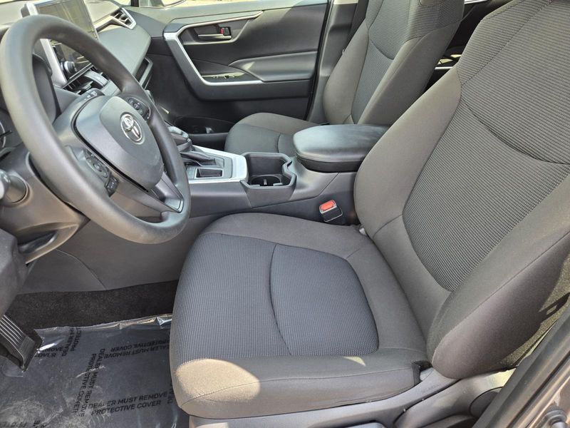 Used 2025 Toyota RAV4 LE FWD (Natl)
