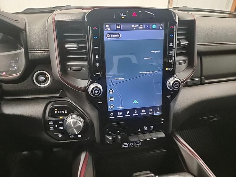 2025 Ram 1500 Rebel photo 16