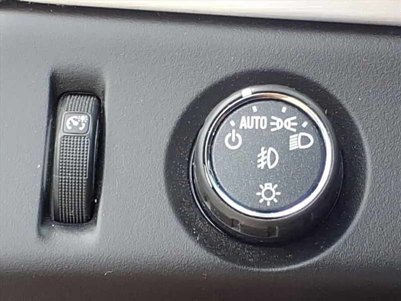 Used 2015 GMC Yukon XL 1500 SLE 1500Image 25