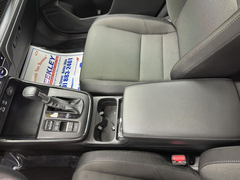 Used 2025 Honda Cr-V EXImage 14
