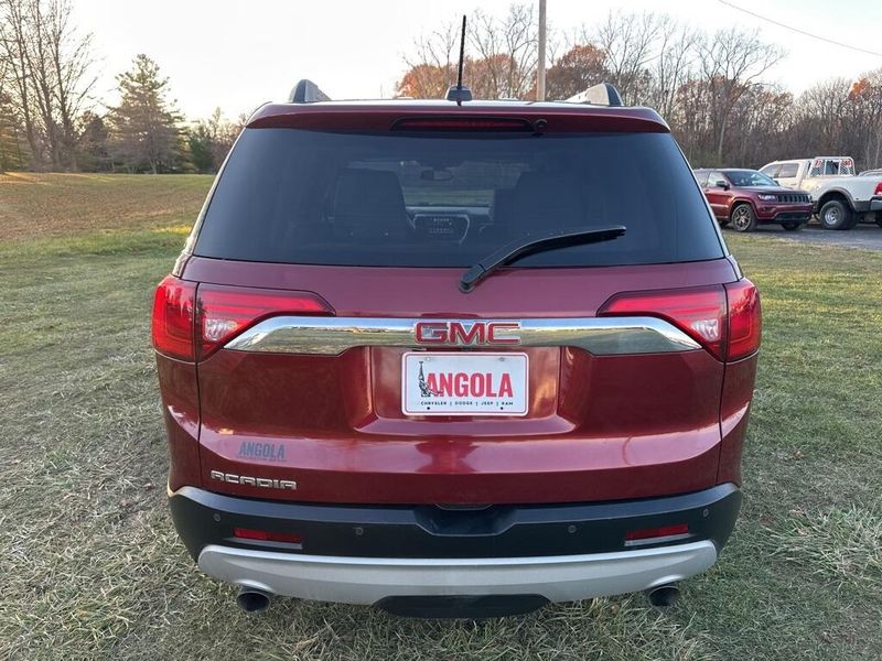 2017 Gmc Acadia SLT photo 3
