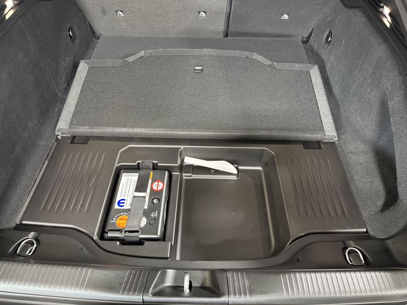 New 2026 Dodge Charger Scat Pack 4-door AwdImage 7