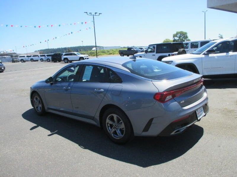 2023 Kia K5 LXSImage 11