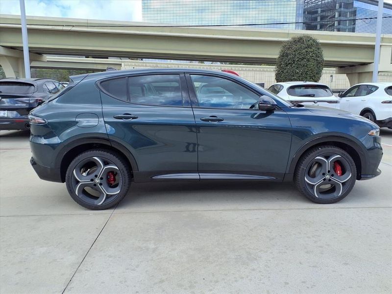 New 2026 Alfa Romeo Tonale VeloceImage 5