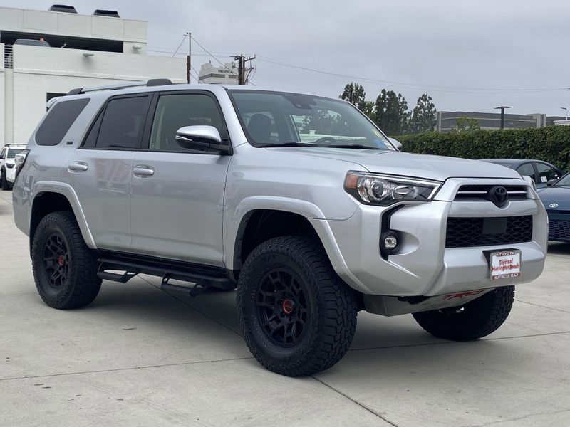 Used 2022 Toyota 4Runner SR5 PremiumImage 2