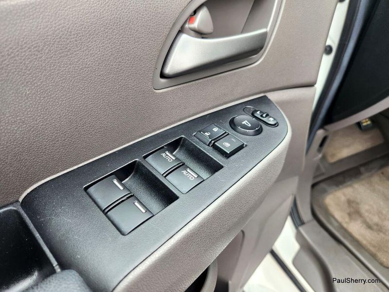 2013 Honda Odyssey EX-L photo 28