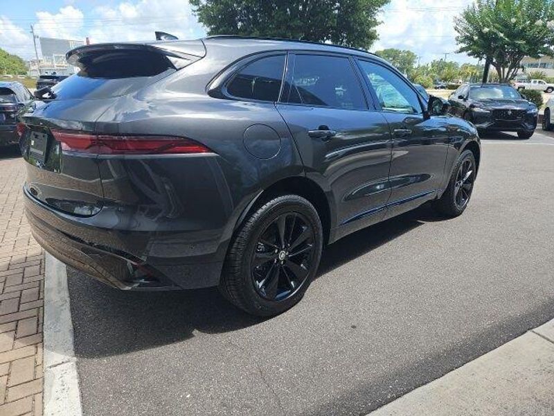 2025 Jaguar F-PACE R-Dynamic S