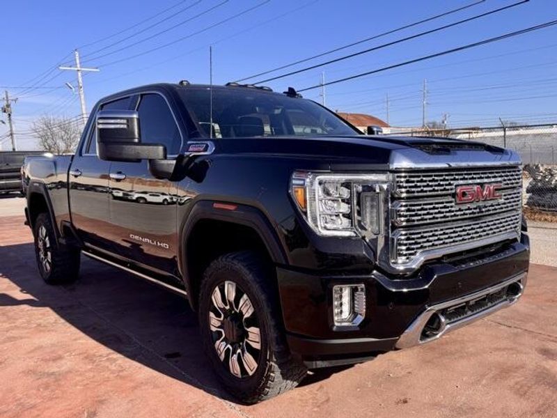 Used 2023 GMC Sierra 2500HD DenaliImage 3