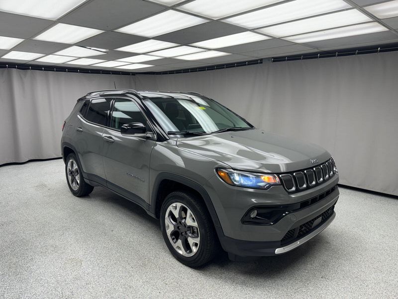 2022 Jeep Compass LimitedImage 5