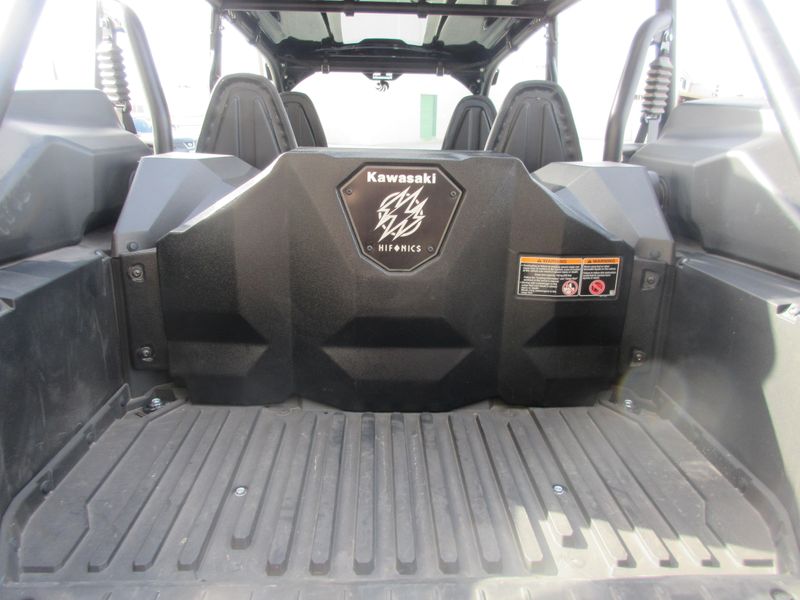 USED 2026 KAWASAKI TERYX KRX41000 BLACKOUT EDITION Image 12