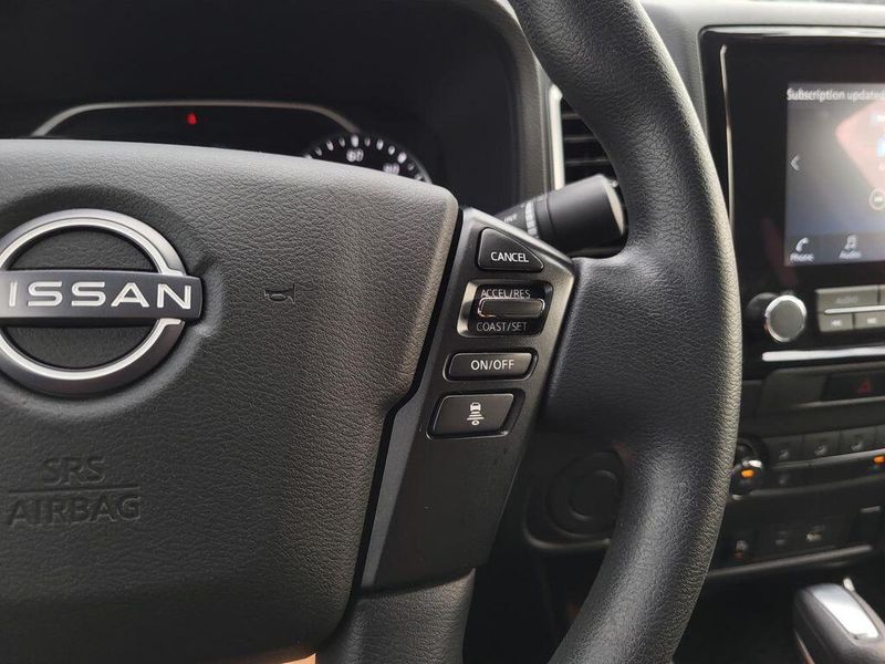 2023 Nissan Frontier SVImage 12