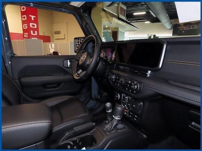 2025 Jeep Wrangler Rubicon 392Image 7