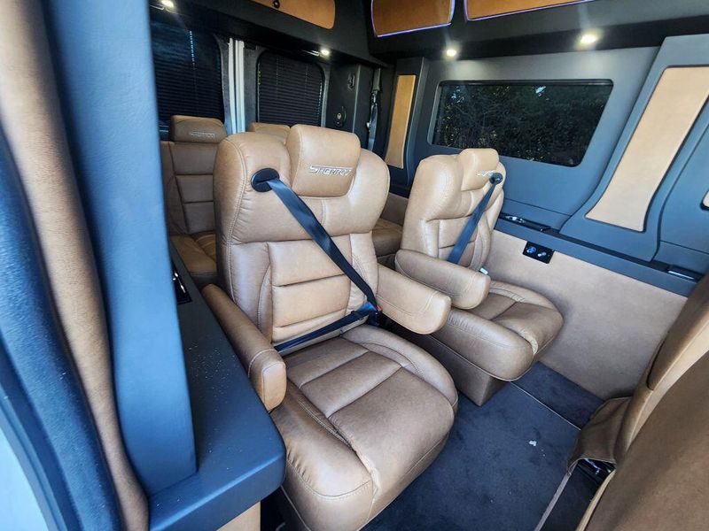 2023 RAM Promaster 2500 Window Van High Roof 159