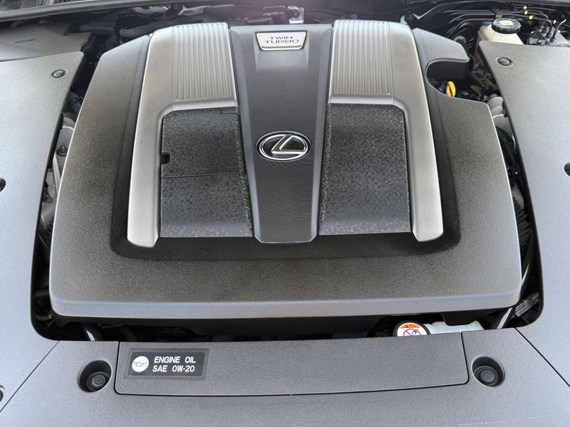 2021 Lexus LS 500Image 30