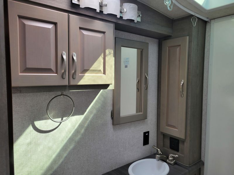 New 2026 ARCTIC FOX 992 Image 10