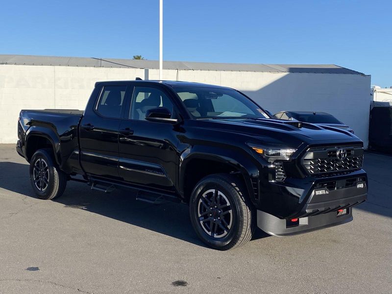 2025 Toyota Tacoma TRD SportImage 2