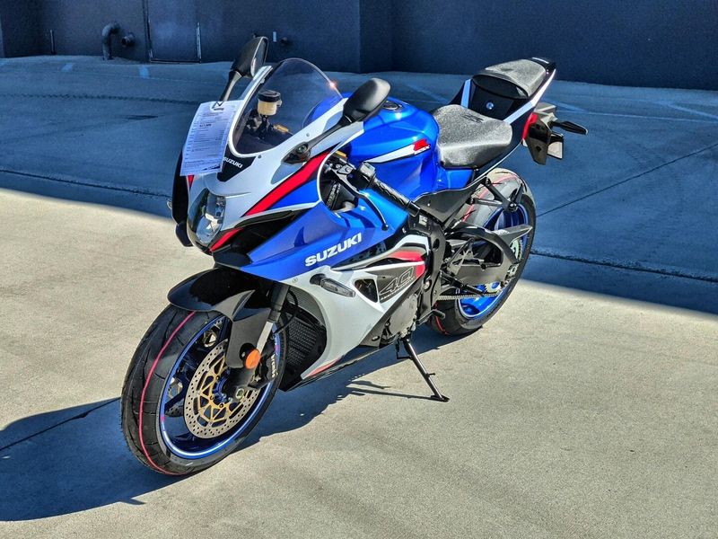 New 2027 Suzuki GSX-R1000 40TH ANNIVERSARY EDITION Image 13