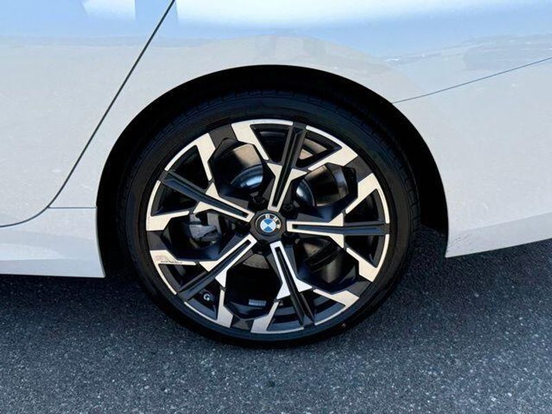 New 2026 BMW 3 Series 330iImage 14