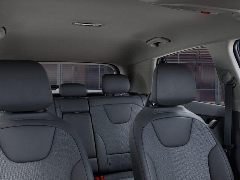 New 2026 Kia Niro EXImage 28