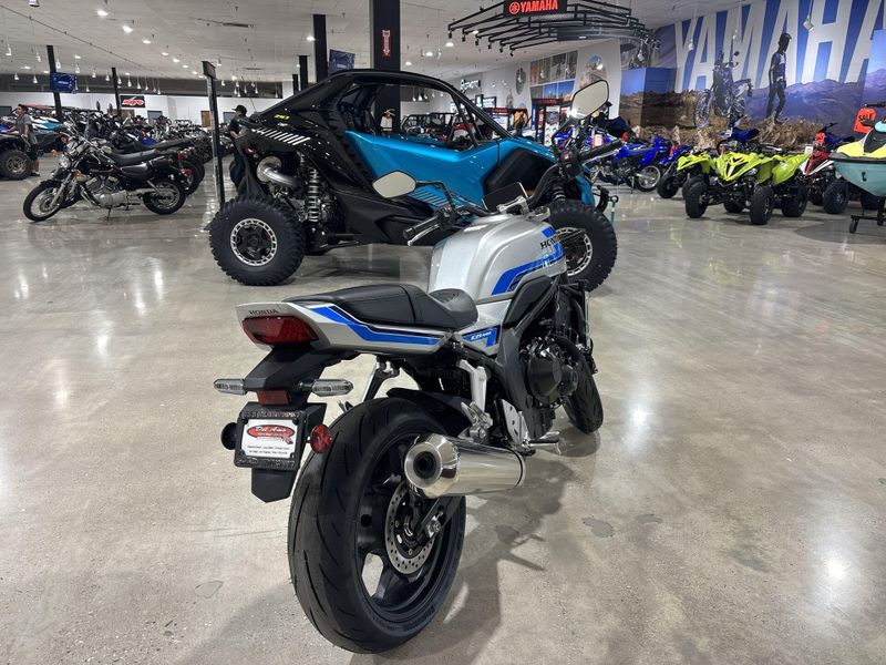 New 2026 Honda CB1000F Image 23